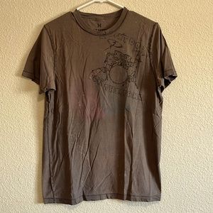 Hollister Mens Distressed “I Don’t Do It For The Fame” T-shirt